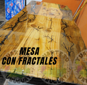 MESA CON FRACTALES